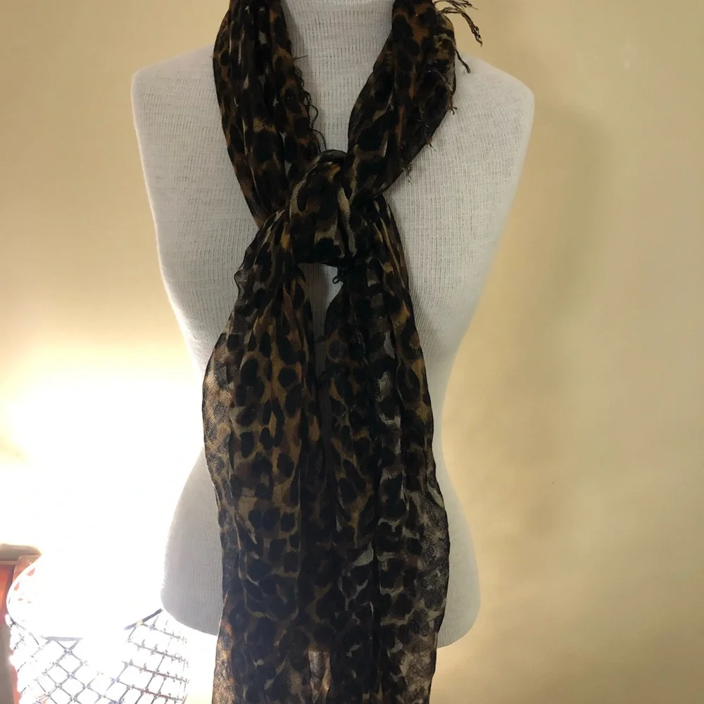 Leopard Print Scarf - Picture 2 of 3